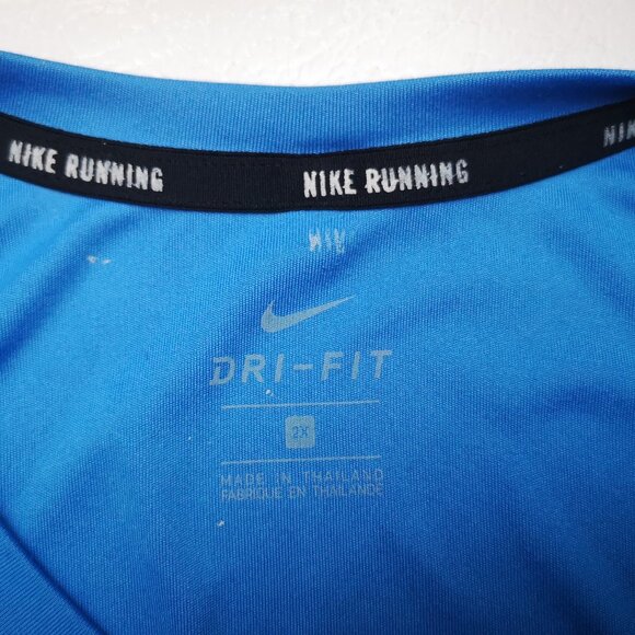 Nike Running Ladies Size 2X Royal Blue Straight Fit Dri-Fit Long Sleeve Top - Picture 3 of 13